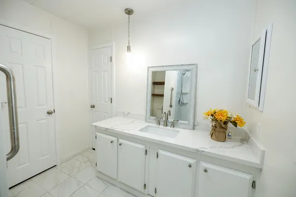 $129,950 | 2505 Jackson Avenue, Unit 194, Escalon, CA 95320