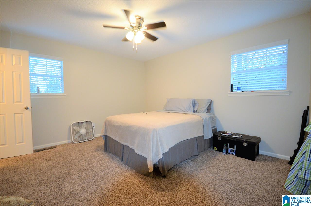 930 Ridge Trail Warrior, AL 35180 - Photo 17 of 34