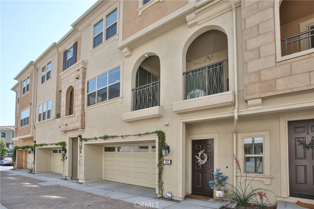 705 Dusky Creek Lake Forest, CA 92610 - Photo 1 of 1 a front view of a multi story building