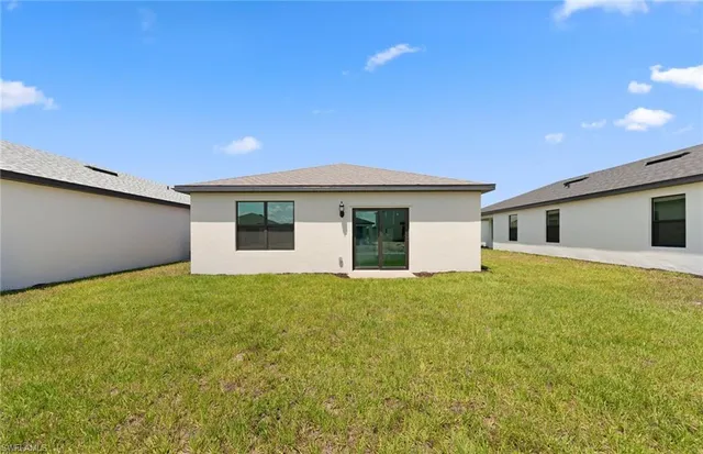 $284,855 | 1026 Caloosa Breeze Drive, LaBelle, FL 33935