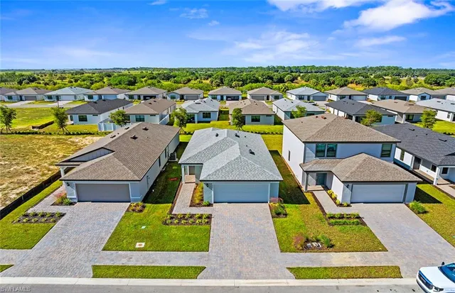 $284,855 | 1026 Caloosa Breeze Drive, LaBelle, FL 33935