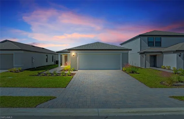 $284,855 | 1026 Caloosa Breeze Drive, LaBelle, FL 33935