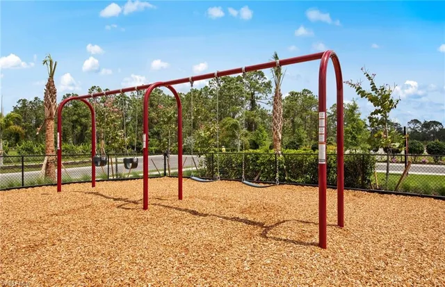 $284,855 | 1026 Caloosa Breeze Drive, LaBelle, FL 33935