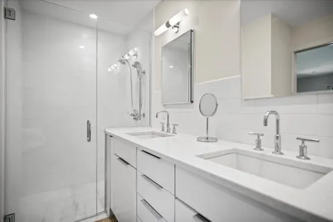 $1,875,000 | 11 Deer Trail Road, Southampton, NY 11968