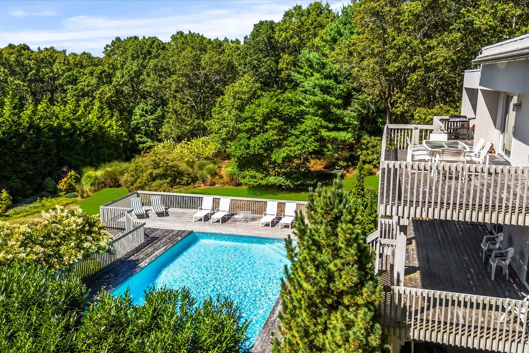 11 Deer Trail Road Southampton, NY 11968 - Photo 5 of 24