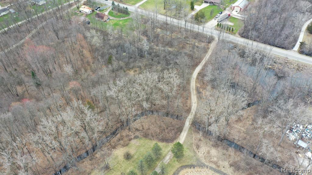 14191 Seymour Road Linden, MI 48451 - Photo 14 of 58