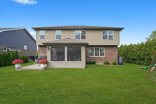 $800,000 | 15303 Oak Run Court, Lockport, IL 60441