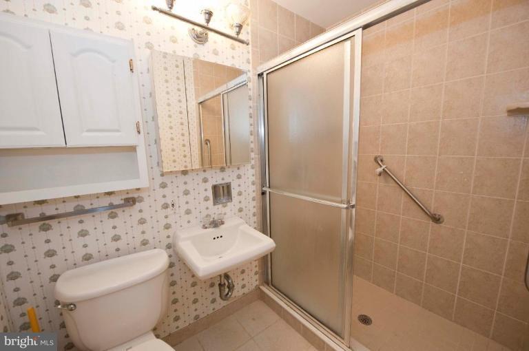5014 Sangamore Road Bethesda, MD 20816 - Photo 18 of 27 Master Bath