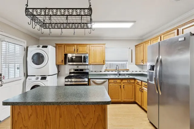 $1,850 | 416 North Oak Street, McKinney, TX 75069