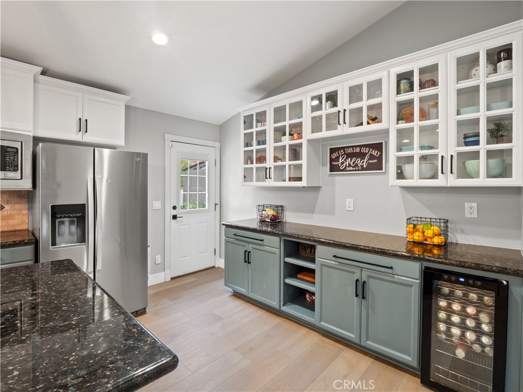 28331 Royal Road Castaic, CA 91384 - Photo 11 of 35