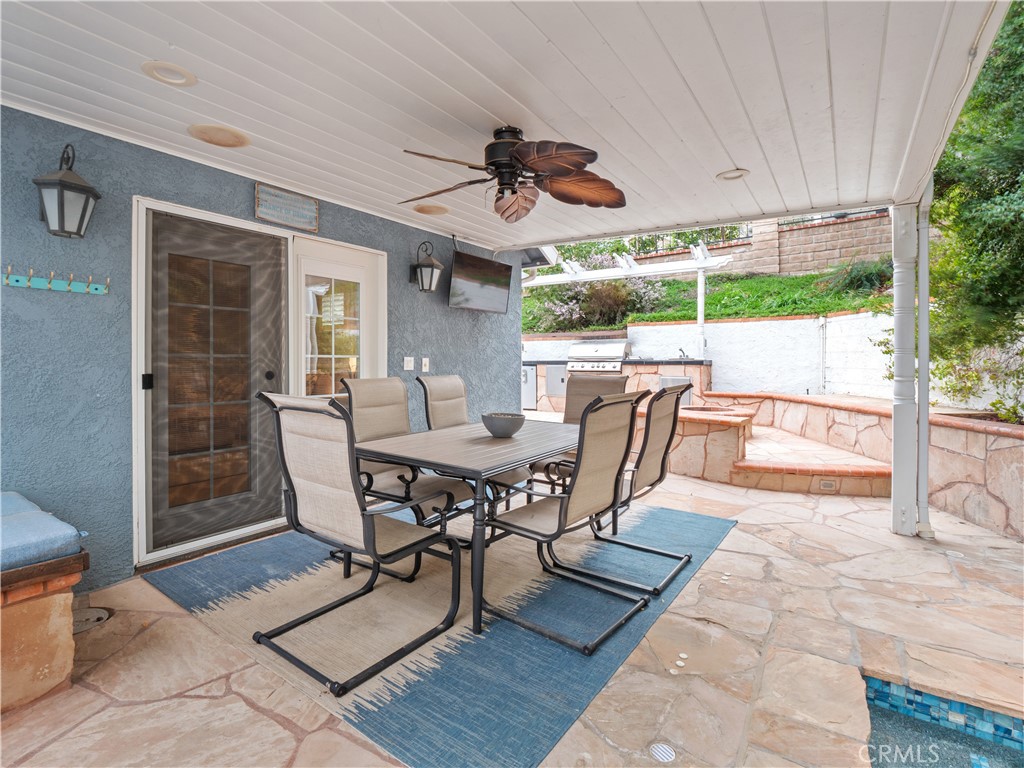 28331 Royal Road Castaic, CA 91384 - Photo 24 of 35