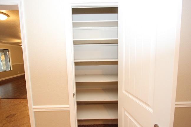 1762 North Hope Avenue Reedley, CA 93654 - Photo 9 of 21 PANTRY