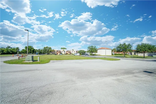 $177,500 | 4110 Castilla Circle, Unit 106, Fort Myers, FL 33916