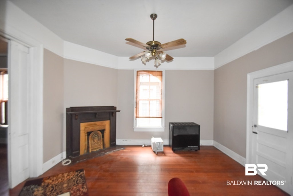 1755 Dauphin Street Mobile, AL 36604 - Photo 2 of 15