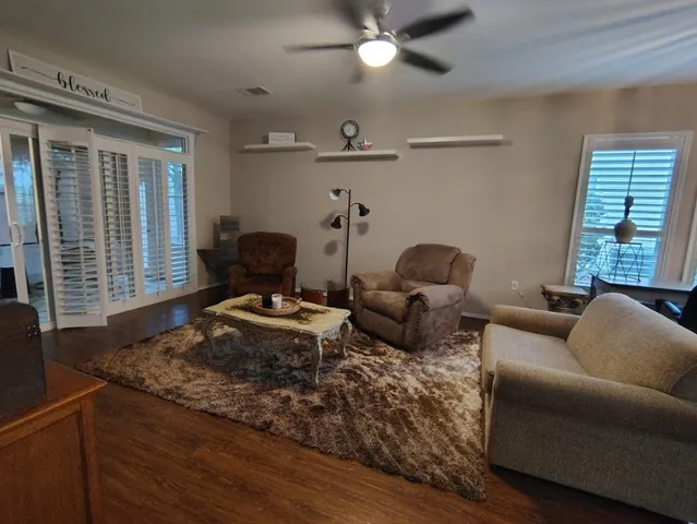 $2,225 | 223 Bonham Loop, Georgetown, TX 78633