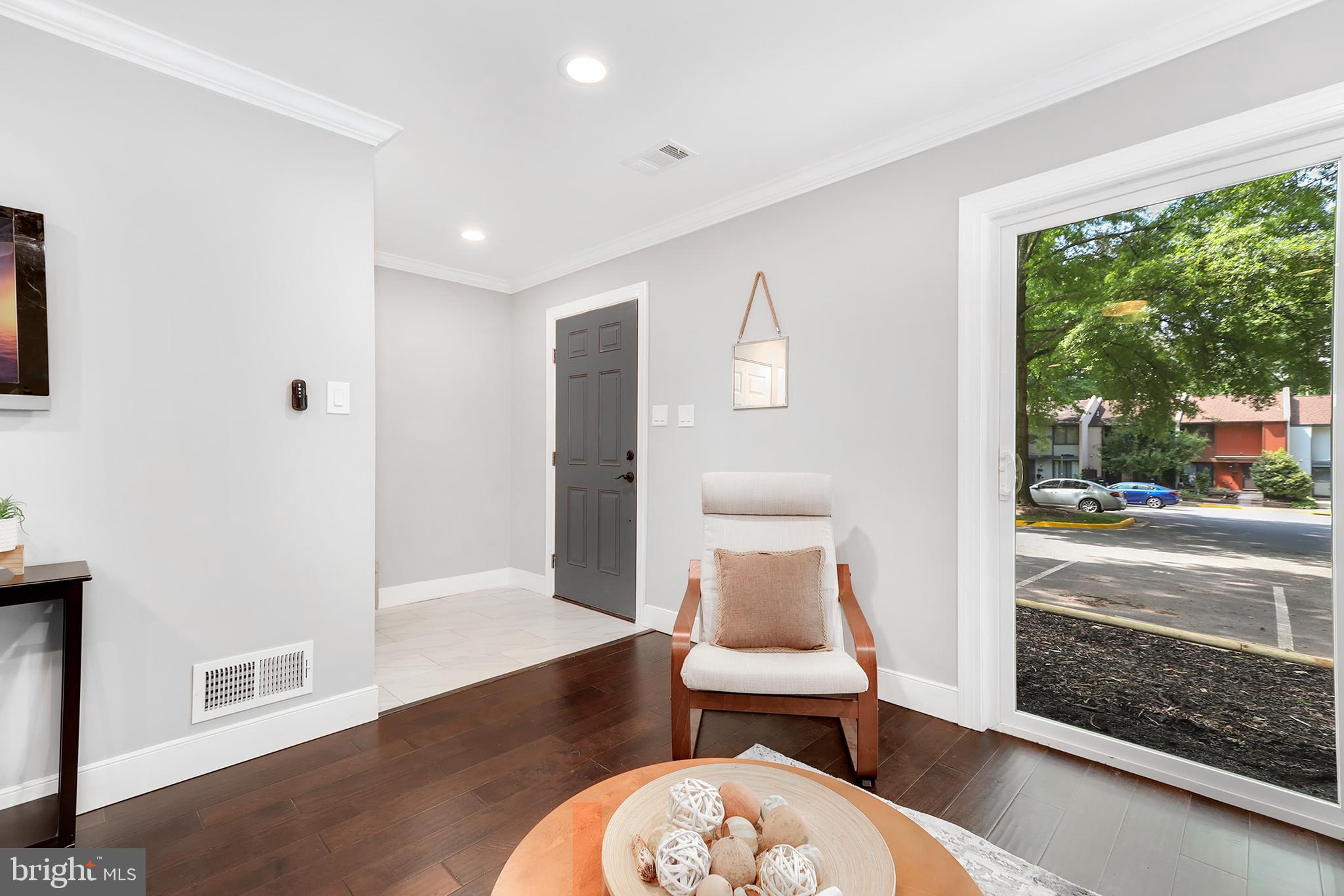 12138 Captiva Court Reston, VA 20191 - Photo 11 of 35 Gallery Image 11