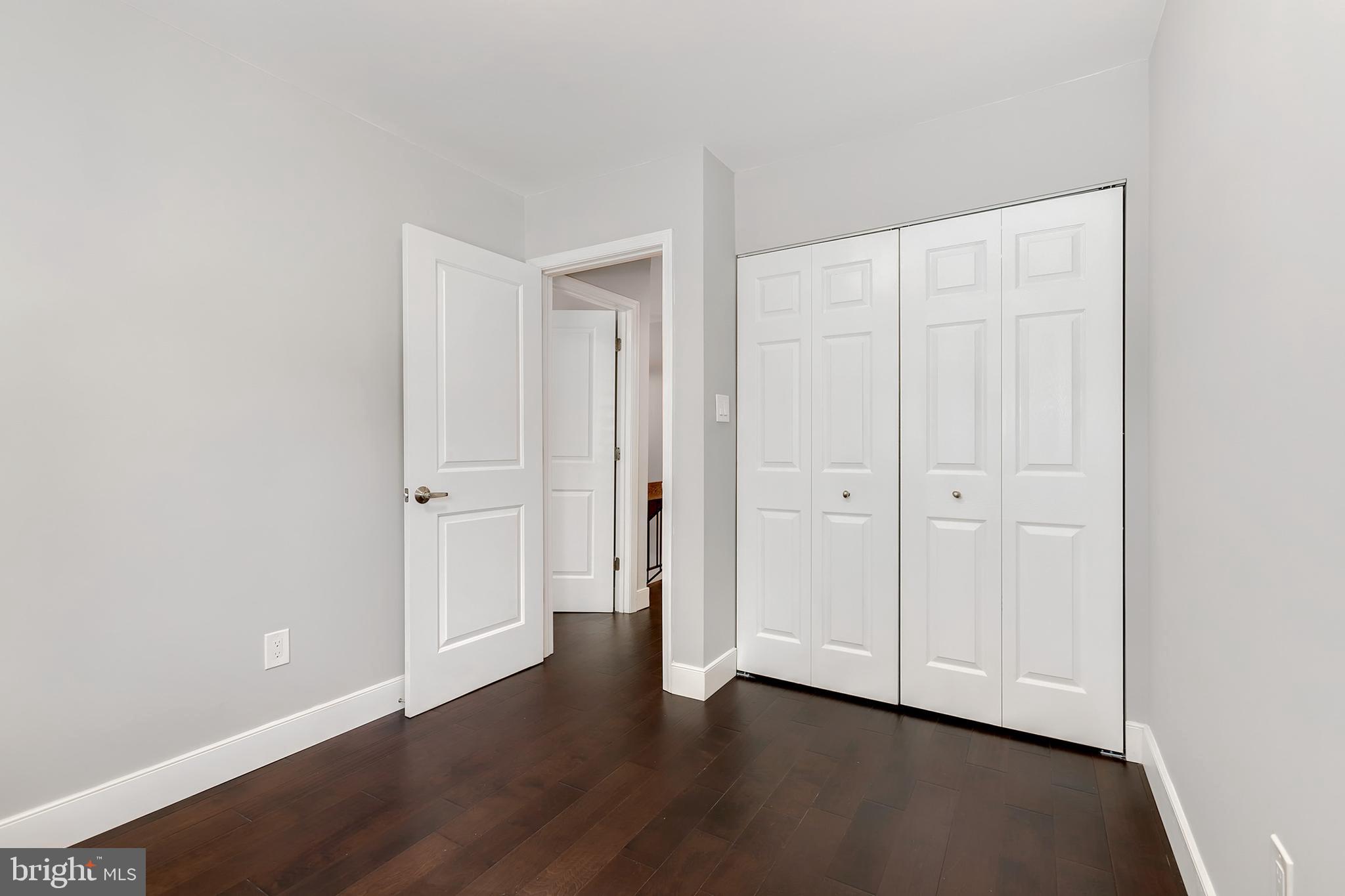12138 Captiva Court Reston, VA 20191 - Photo 27 of 35 Gallery Image 27