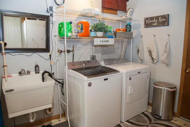 $399,900 | 1103 Hillcrest Road, Black Earth, WI 53515