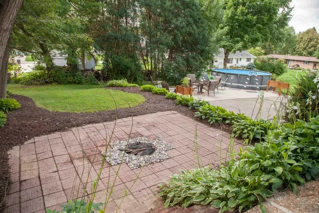 $399,900 | 1103 Hillcrest Road, Black Earth, WI 53515