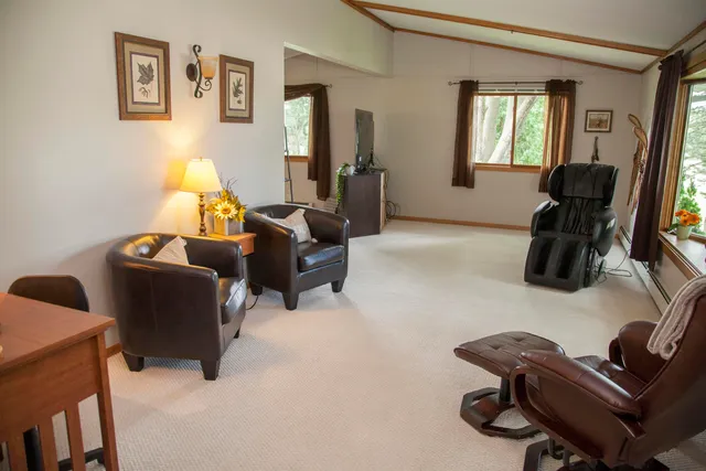 $399,900 | 1103 Hillcrest Road, Black Earth, WI 53515