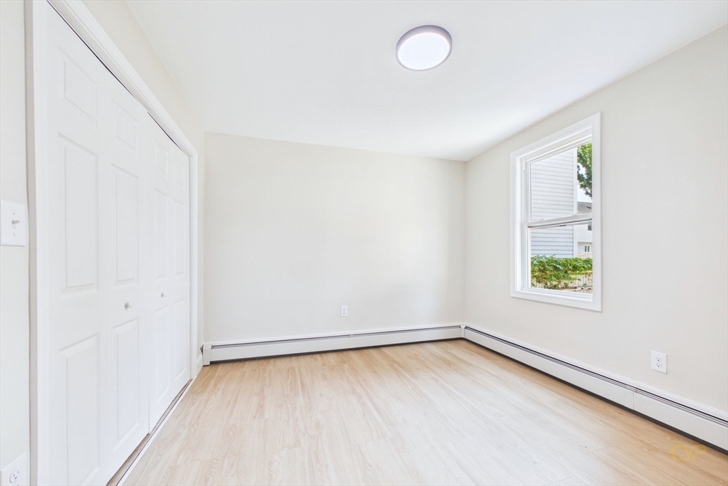 201 Wade Street Fall River, MA 02721 - Photo 10 of 38