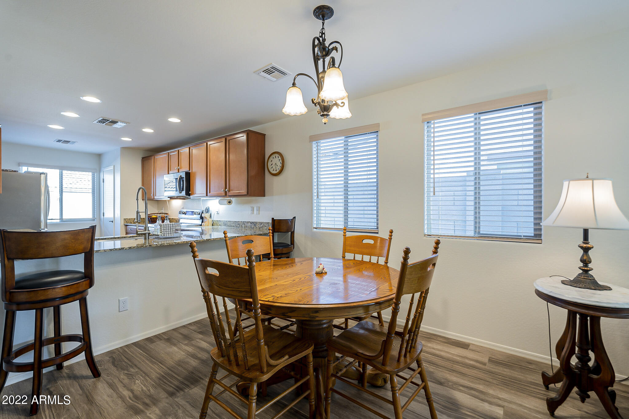 1804 South Hayley Road Apache Junction, AZ 85119 - Photo 13 of 49 dining