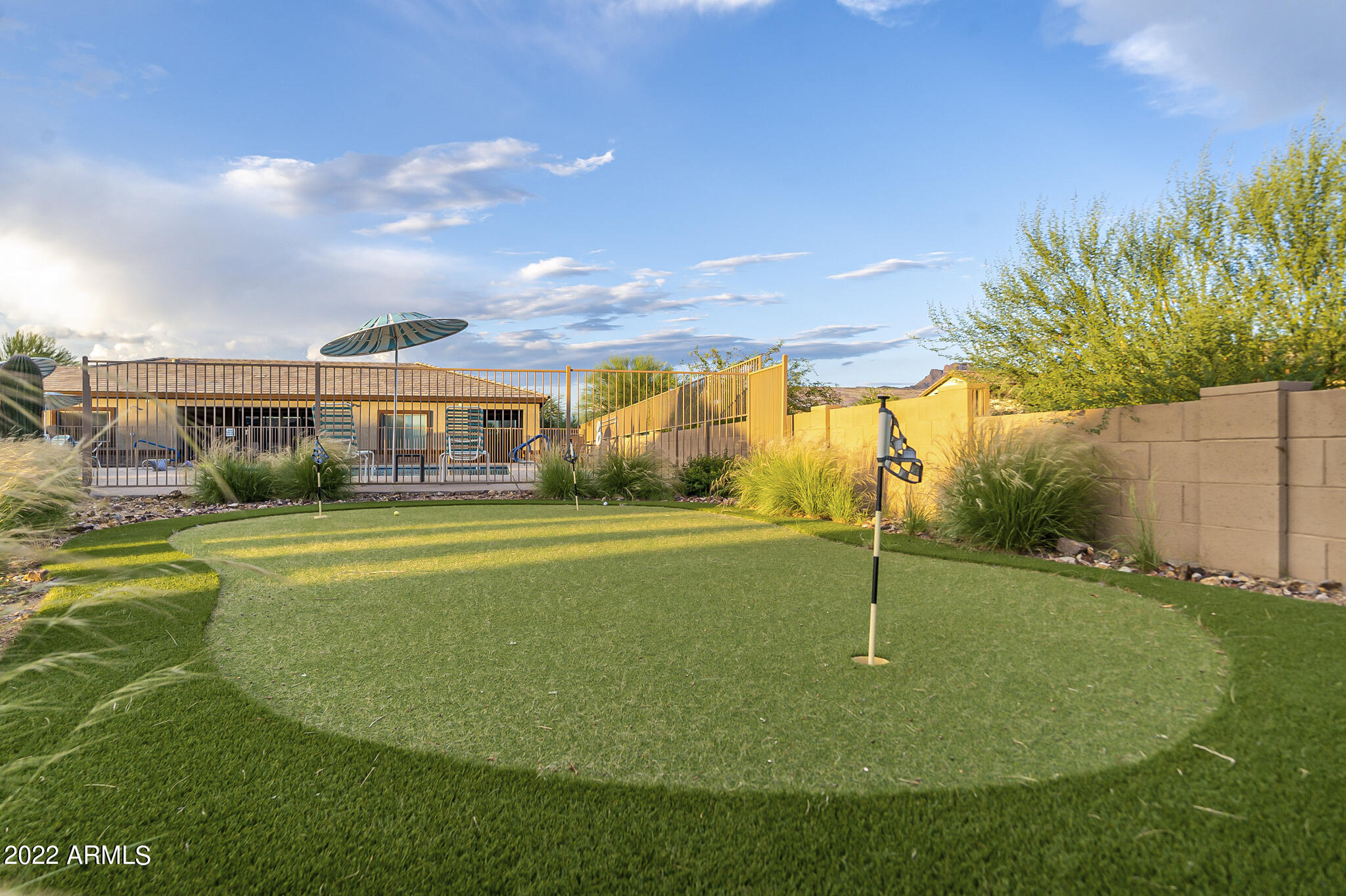 1804 South Hayley Road Apache Junction, AZ 85119 - Photo 36 of 49 Hayley - Community-6