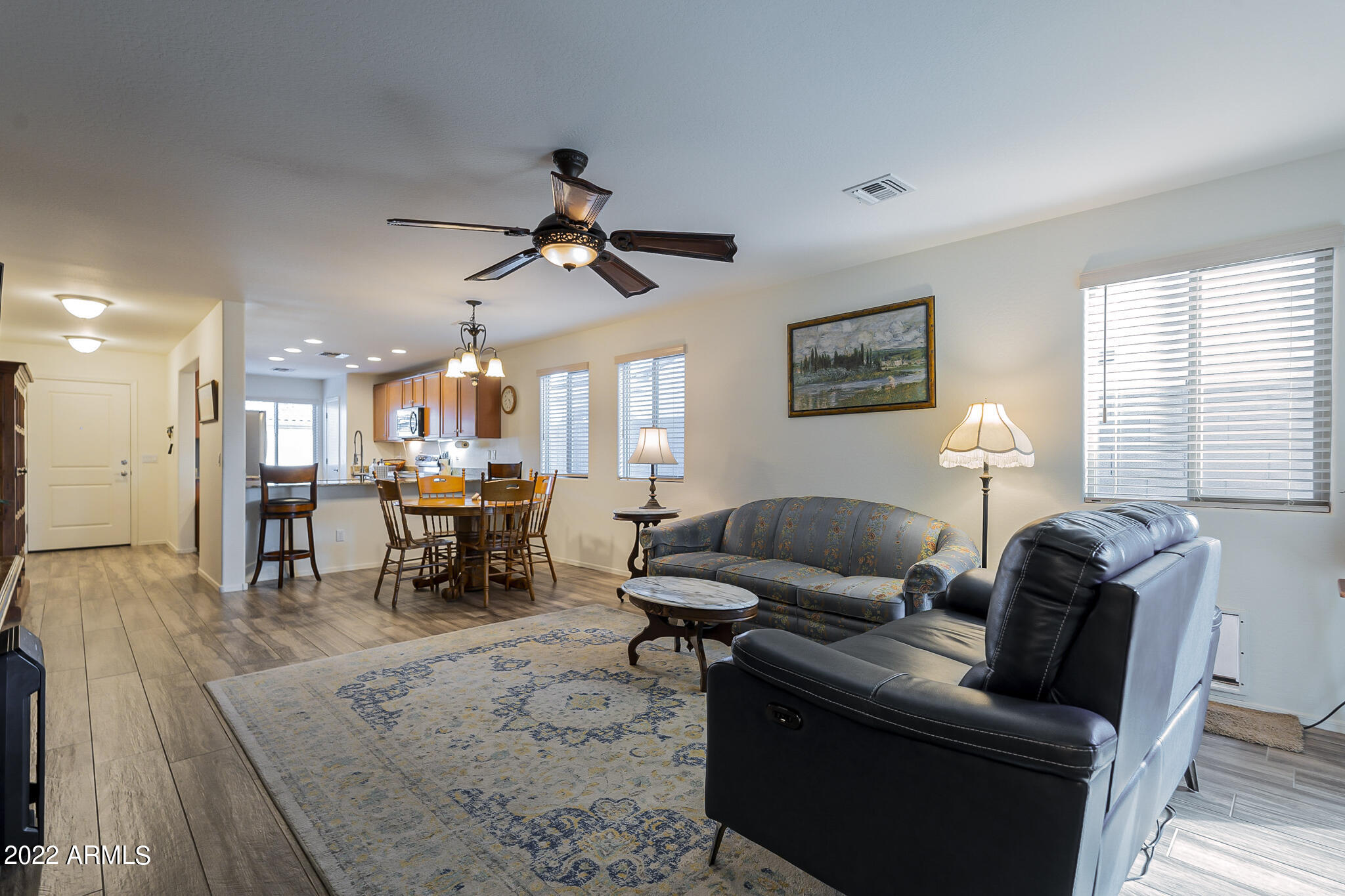 1804 South Hayley Road Apache Junction, AZ 85119 - Photo 9 of 49 great room
