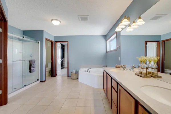 $700,000 | 2105 Pembina Lane, Shakopee, MN 55379