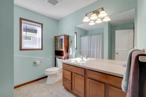 $700,000 | 2105 Pembina Lane, Shakopee, MN 55379