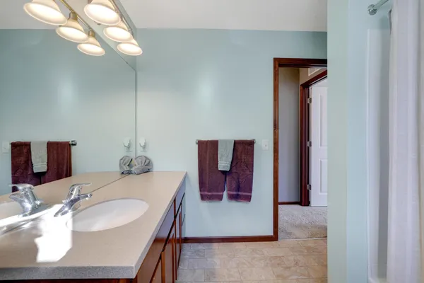 $700,000 | 2105 Pembina Lane, Shakopee, MN 55379