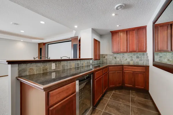 $700,000 | 2105 Pembina Lane, Shakopee, MN 55379