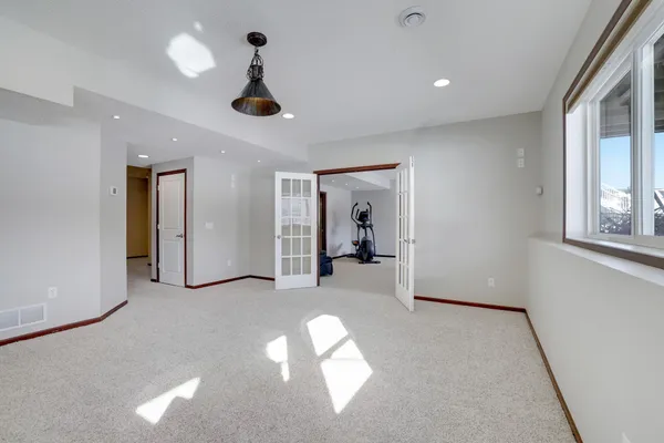 $700,000 | 2105 Pembina Lane, Shakopee, MN 55379