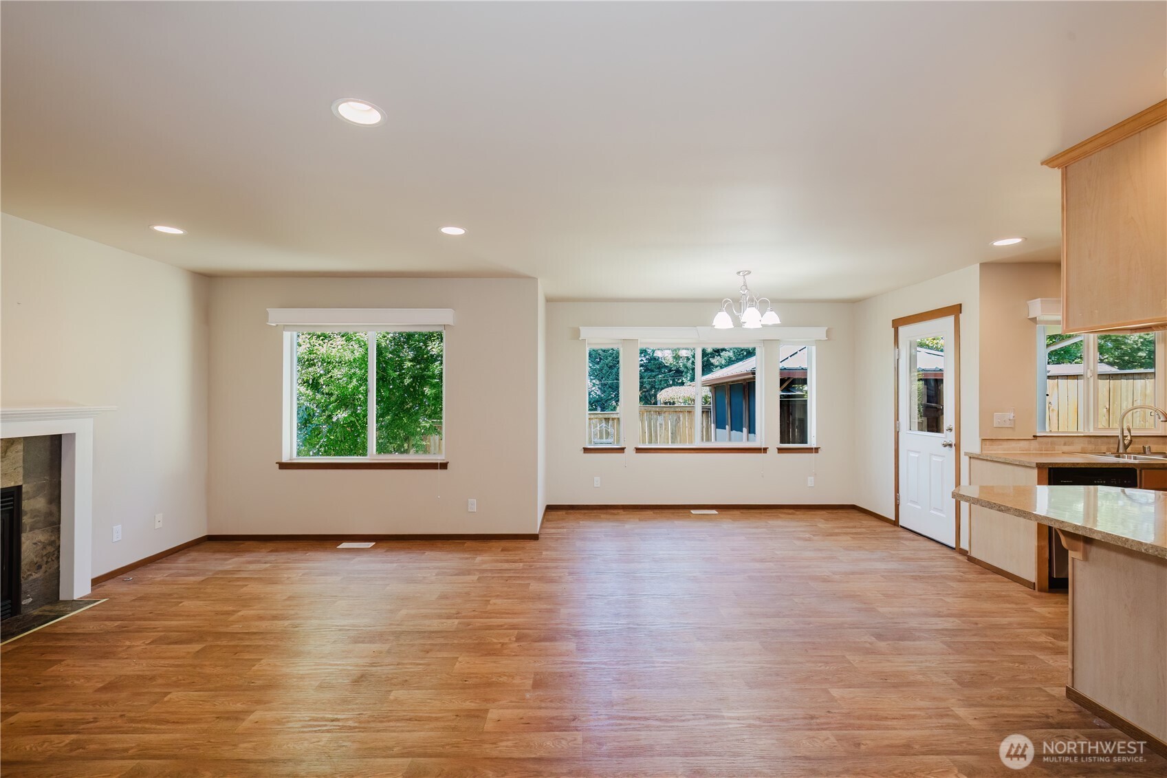 3233 Rickey Road Bremerton, WA 98310 - Photo 5 of 40 Gallery Image 5