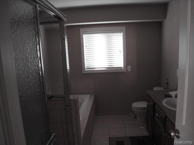 201 Red Mill Drive Inkster, MI 48141 - Photo 5 of 9 bathroom