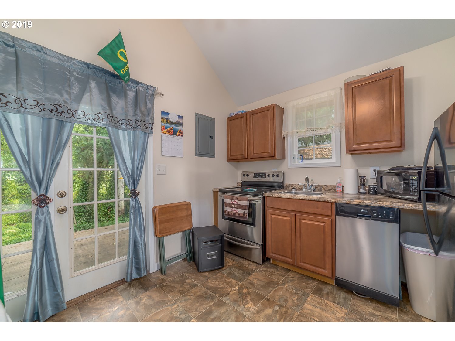 78920 Adams Road Cottage Grove, OR 97424 - Photo 26 of 30 Gallery Image 26
