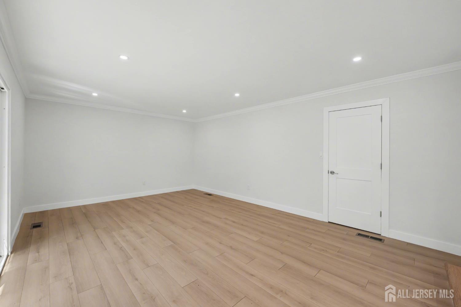 16 Hershey Road East Brunswick, NJ 08816 - Photo 22 of 50