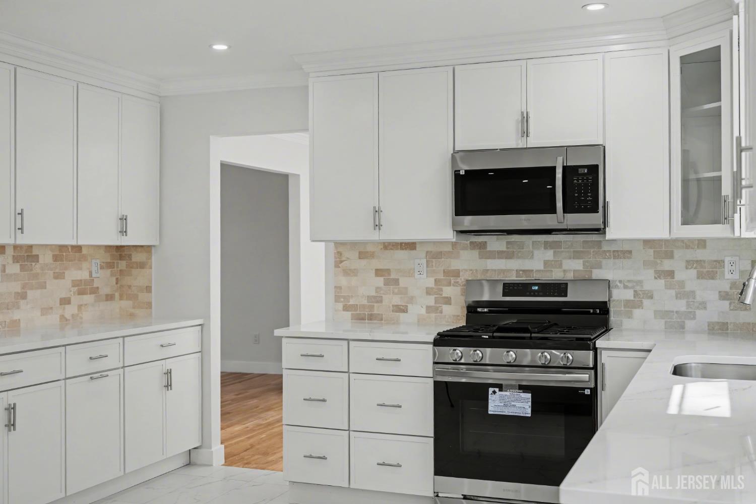 16 Hershey Road East Brunswick, NJ 08816 - Photo 24 of 59