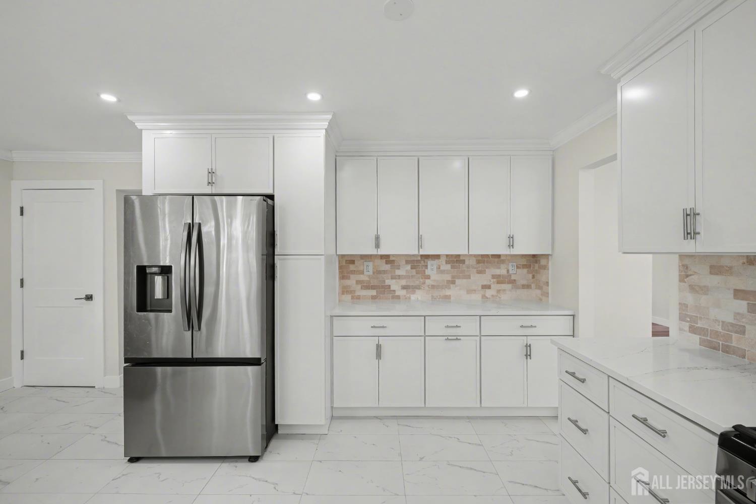 16 Hershey Road East Brunswick, NJ 08816 - Photo 25 of 59