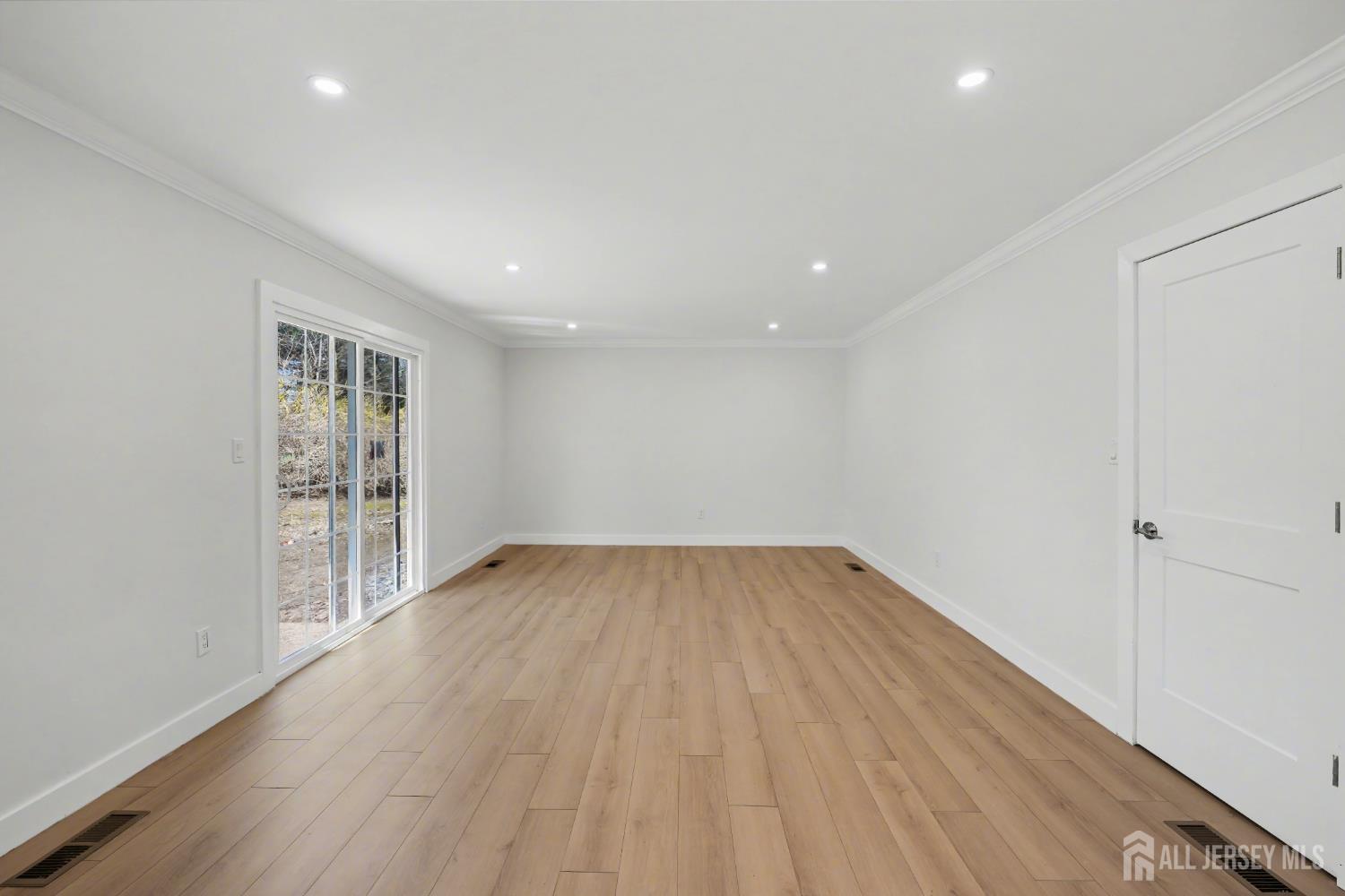 16 Hershey Road East Brunswick, NJ 08816 - Photo 28 of 59