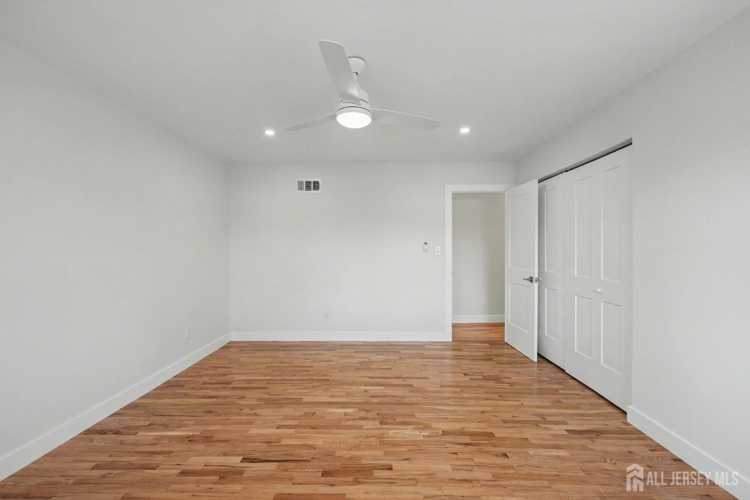 16 Hershey Road East Brunswick, NJ 08816 - Photo 30 of 50
