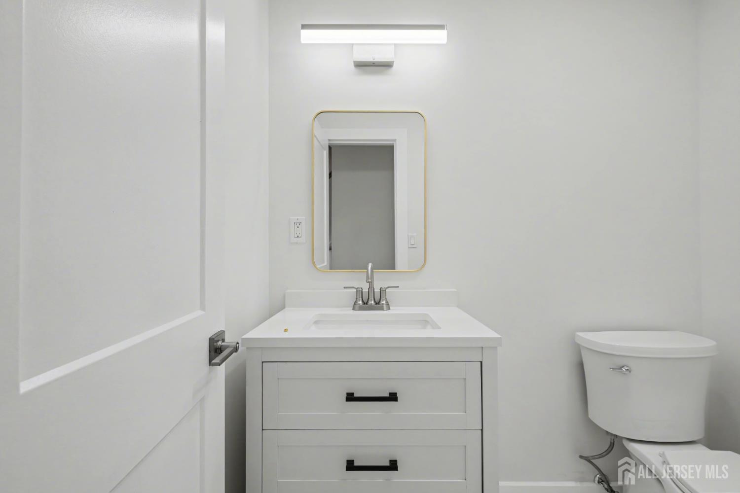 16 Hershey Road East Brunswick, NJ 08816 - Photo 32 of 59