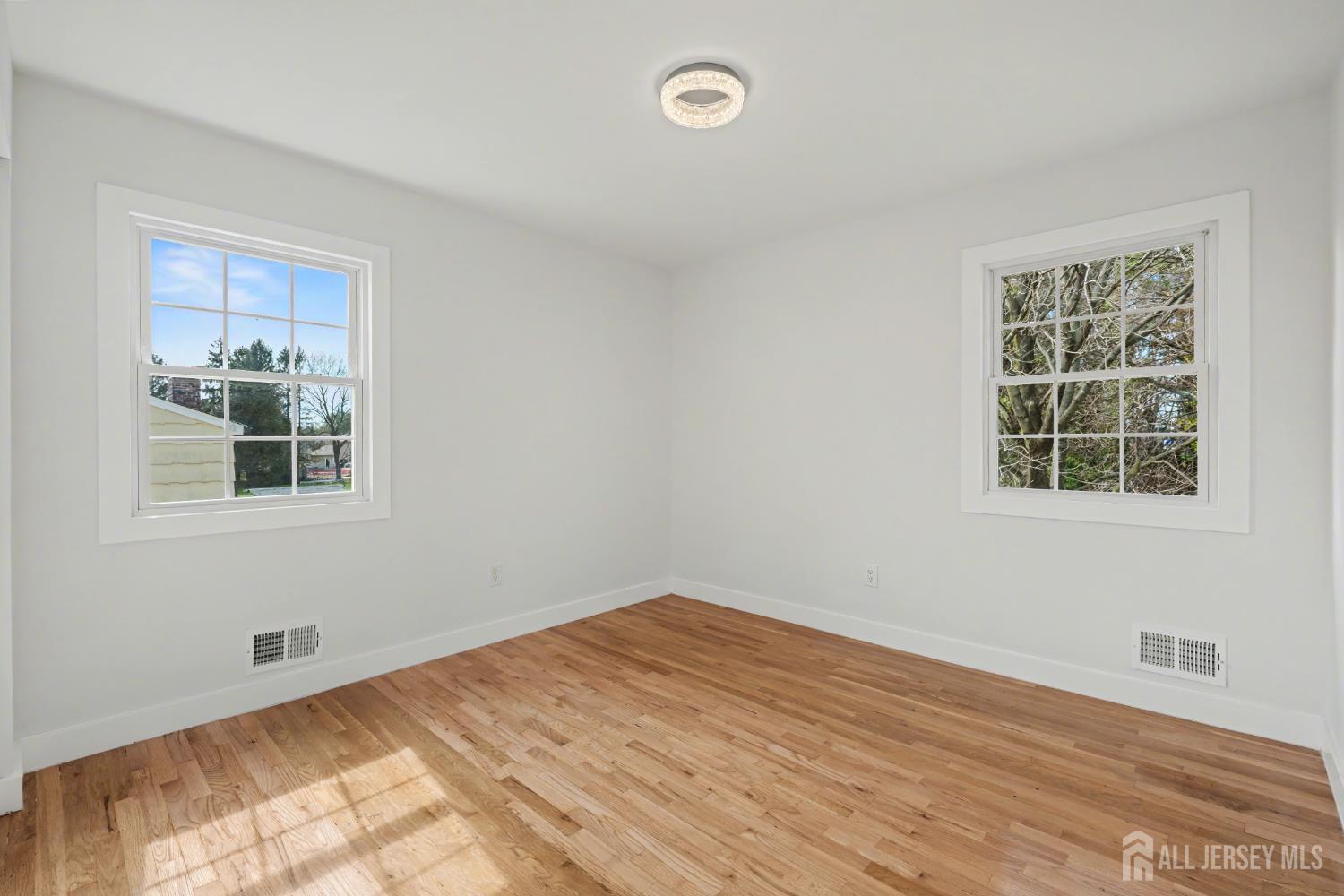 16 Hershey Road East Brunswick, NJ 08816 - Photo 36 of 50