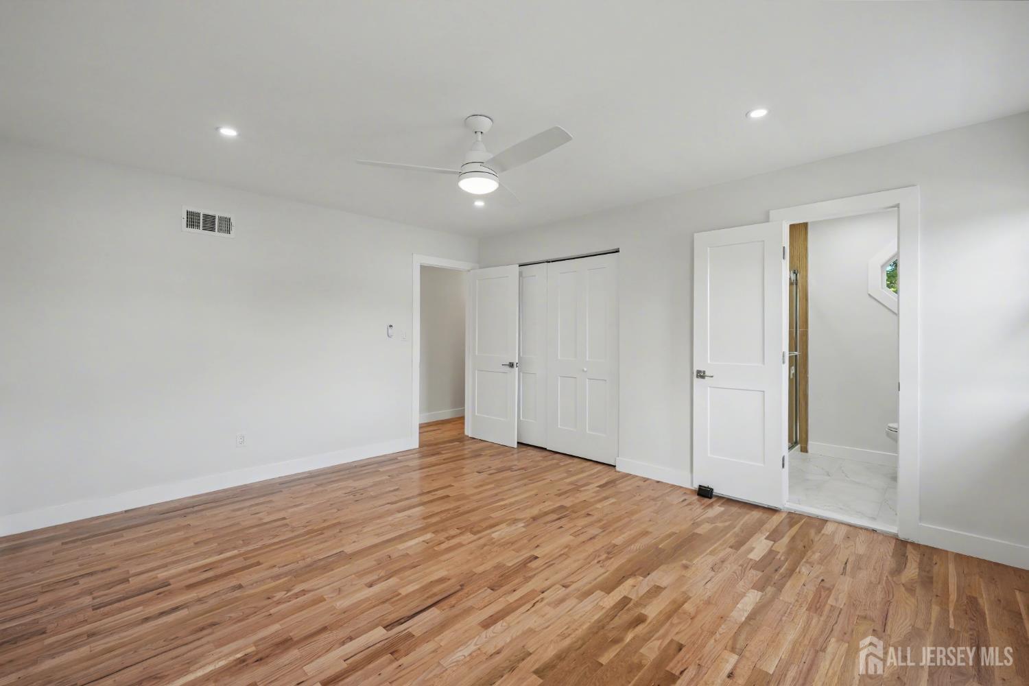 16 Hershey Road East Brunswick, NJ 08816 - Photo 38 of 59