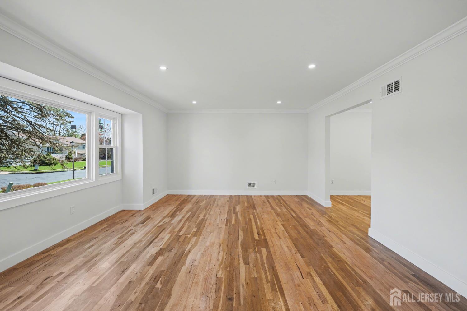 16 Hershey Road East Brunswick, NJ 08816 - Photo 8 of 59