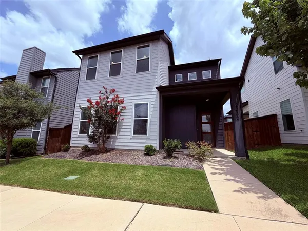 $3,150 | 2232 Scenic Bluff Drive, Fort Worth, TX 76111