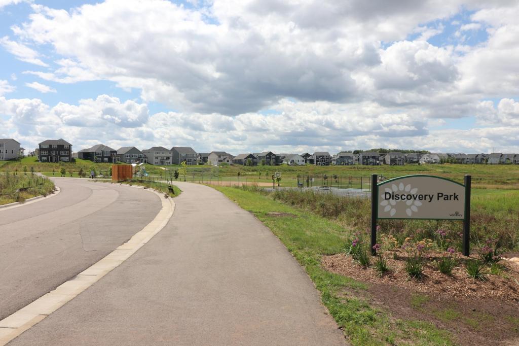 10291 Duval Road St. Paul, MN 55129 - Photo 18 of 21