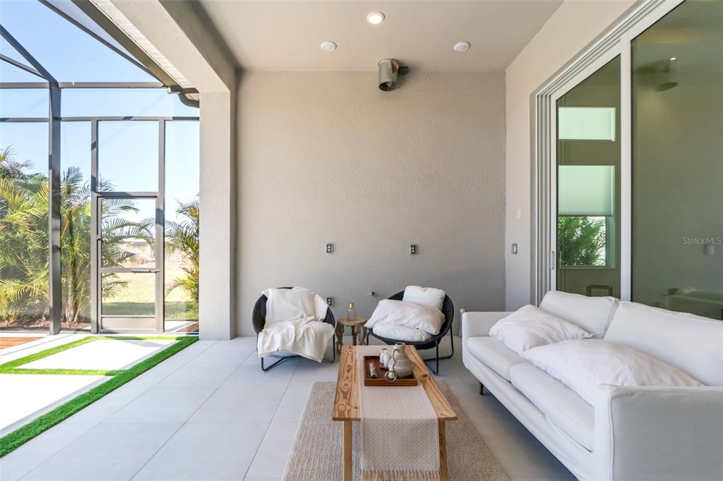 7982 Redonda Loop Bradenton, FL 34202 - Photo 17 of 46