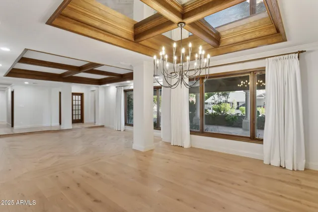 $1,950,000 | 230 West Morten Avenue, Phoenix, AZ 85021