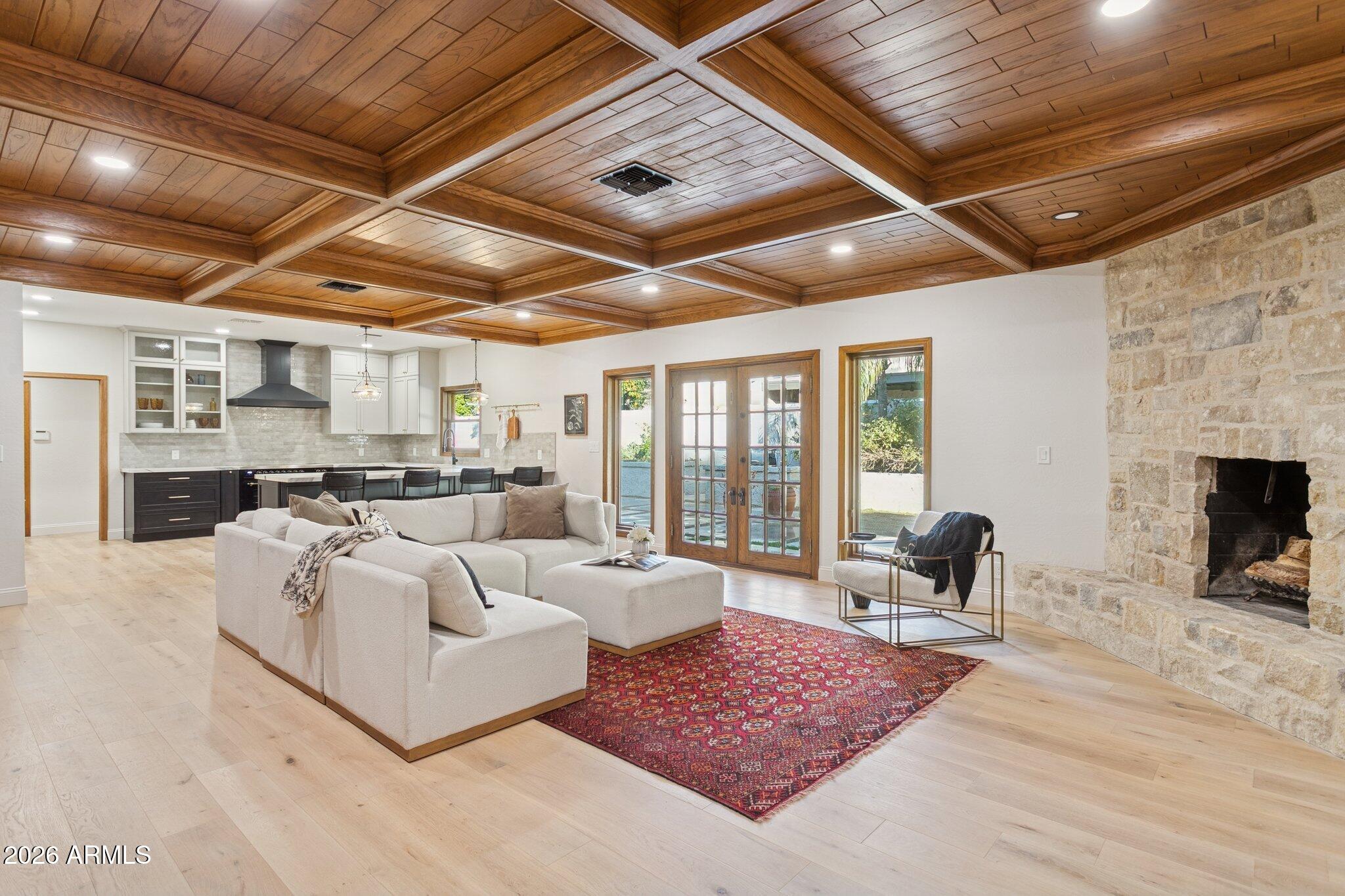 230 West Morten Avenue Phoenix, AZ 85021 - Photo 22 of 69 Family room